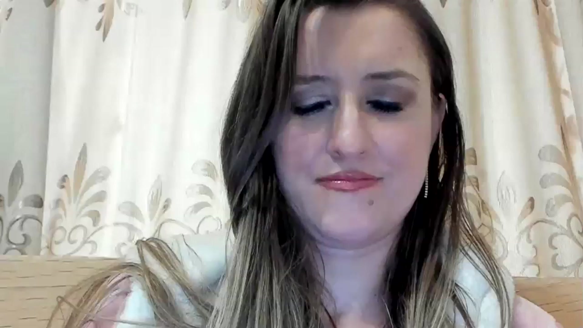 Gallery image thumbnail from BestDream's myfreecams stream on, 01/28/2024, 08:19 image 6 of 20