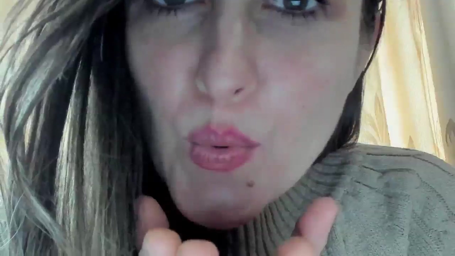 Gallery image thumbnail from BestDream's myfreecams stream on, 02/05/2024, 10:37 image 3 of 20