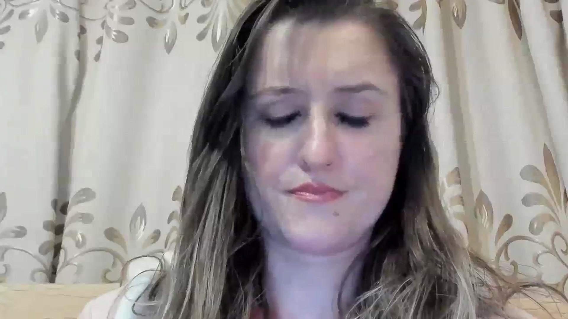 Gallery image thumbnail from BestDream's myfreecams stream on, 02/10/2024, 23:11 image 14 of 20