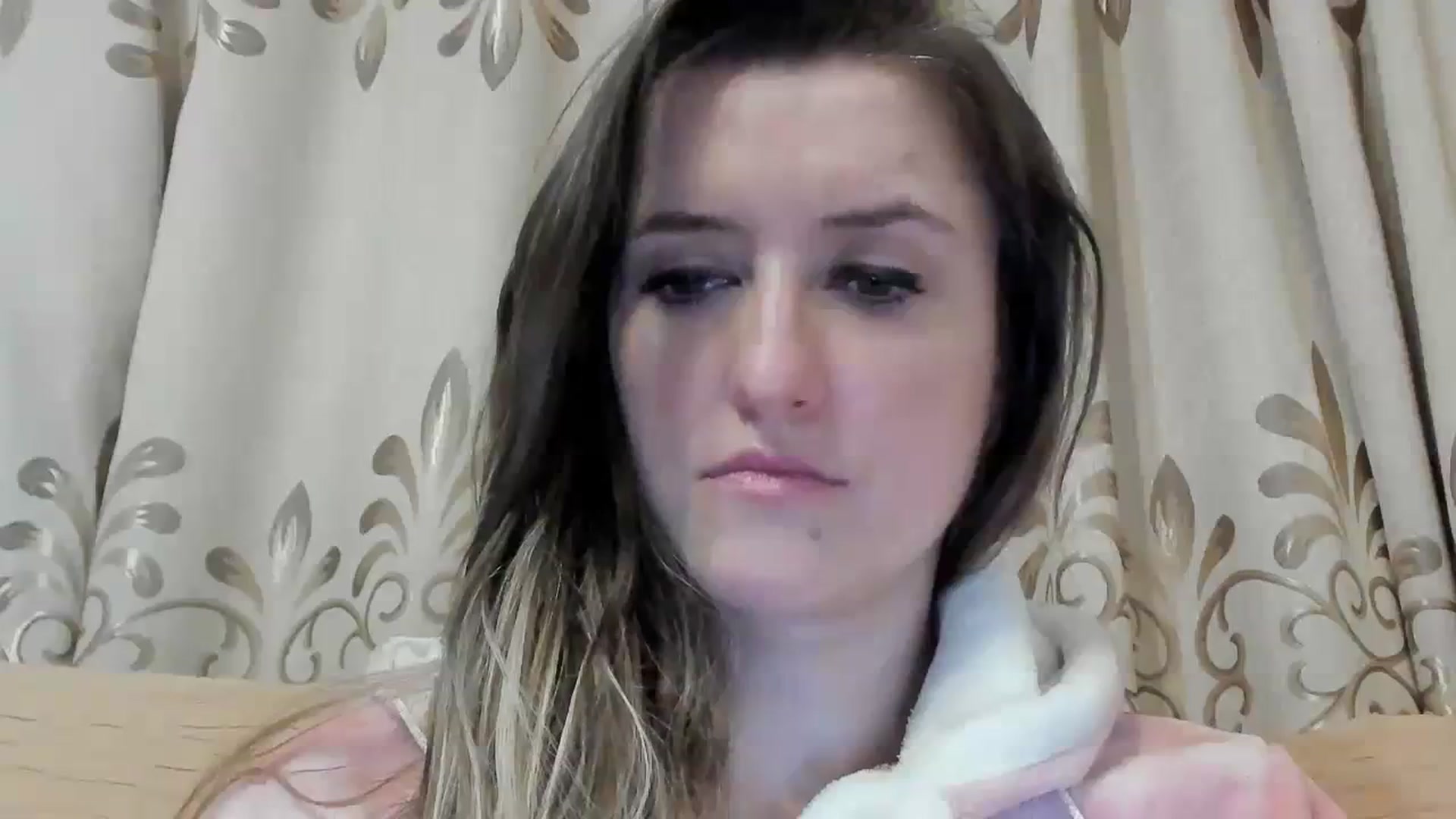 Gallery image thumbnail from BestDream's myfreecams stream on, 02/13/2024, 24:28 image 16 of 20