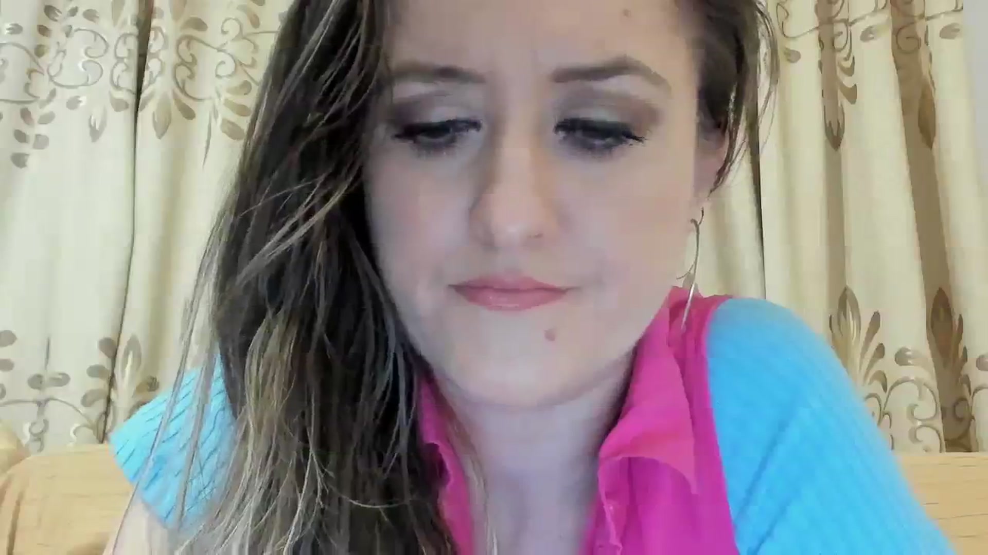 Gallery image thumbnail from BestDream's myfreecams stream on, 02/19/2024, 01:31 image 7 of 20