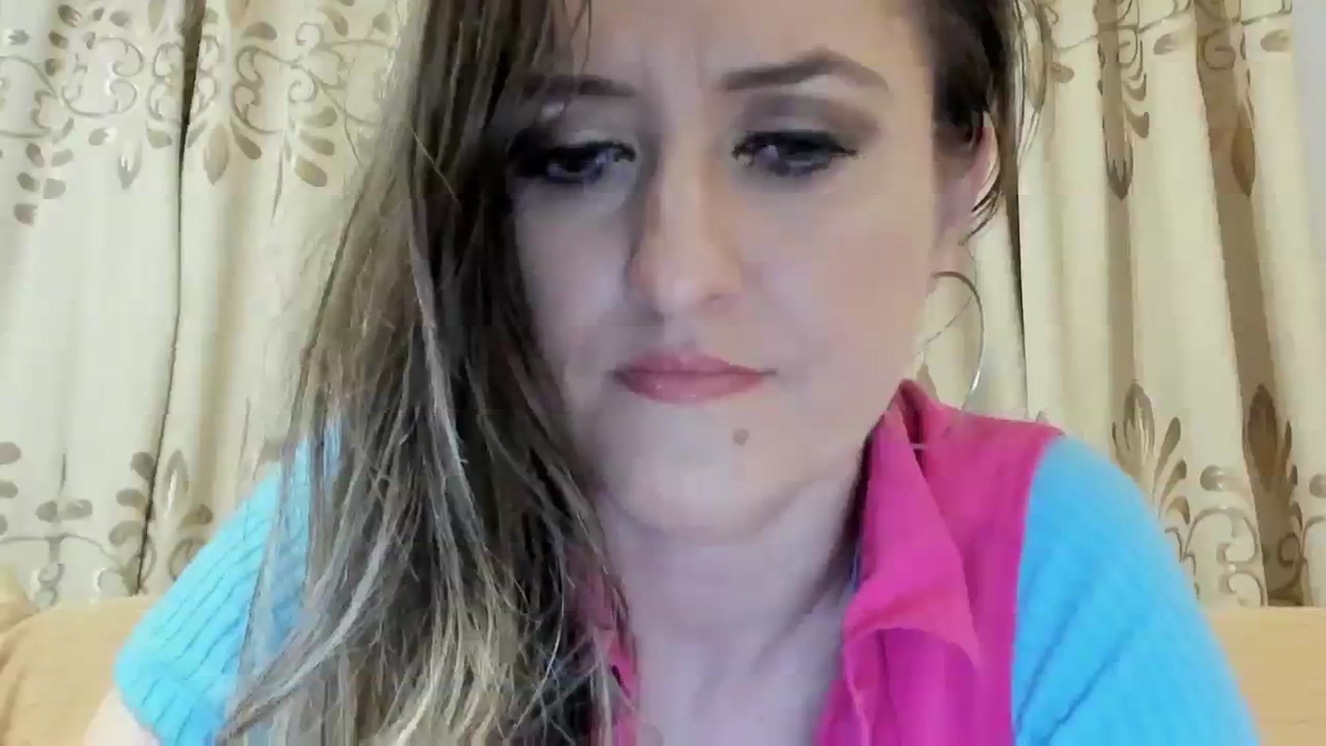 Gallery image thumbnail from BestDream's myfreecams stream on, 02/19/2024, 01:31 image 6 of 20