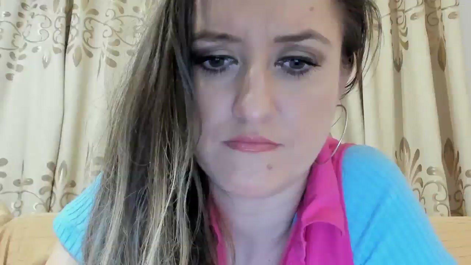 Gallery image thumbnail from BestDream's myfreecams stream on, 02/19/2024, 01:31 image 8 of 20