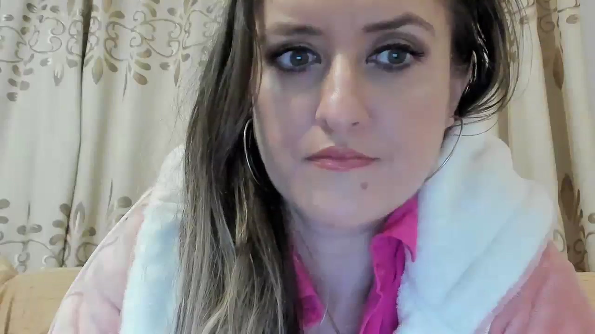Gallery image thumbnail from BestDream's myfreecams stream on, 02/19/2024, 01:31 image 15 of 20