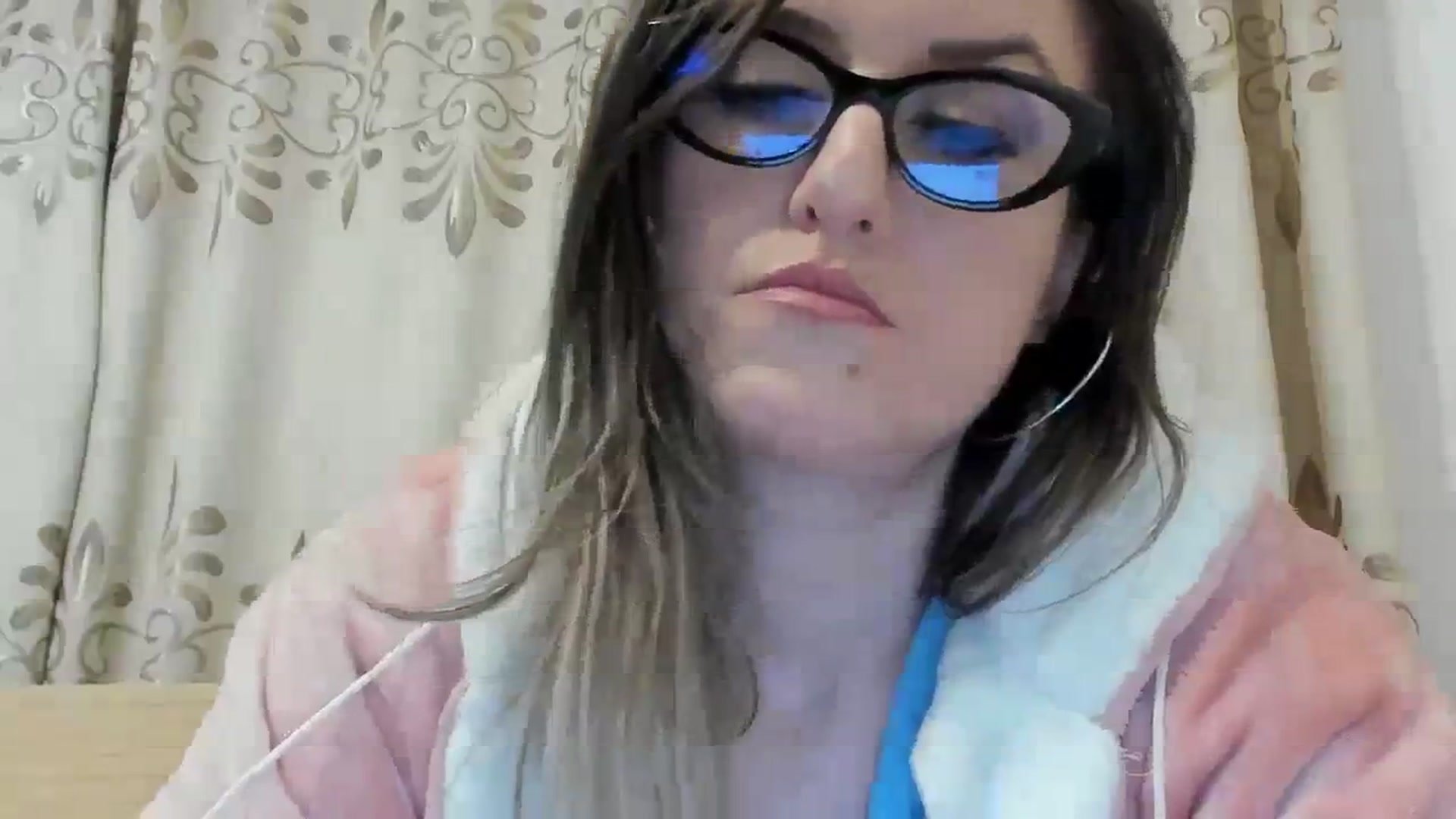 Gallery image thumbnail from BestDream's myfreecams stream on, 02/19/2024, 02:53 image 14 of 20