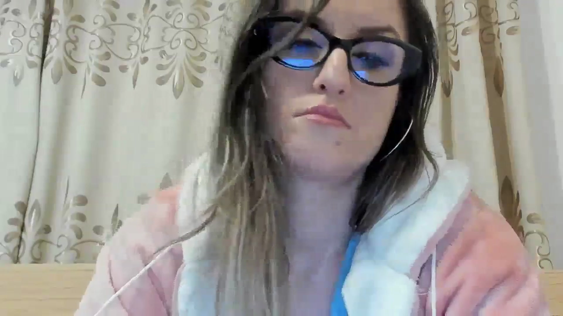 Gallery image thumbnail from BestDream's myfreecams stream on, 02/19/2024, 02:53 image 16 of 20