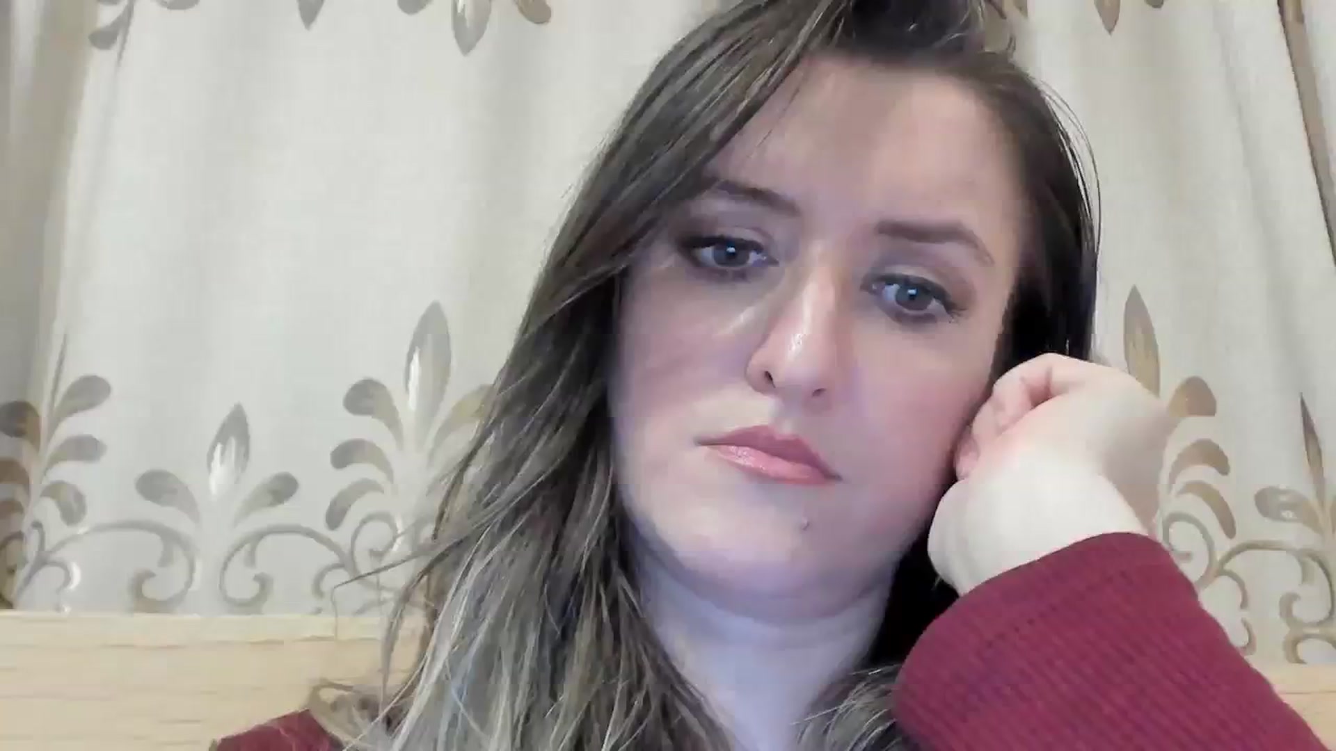 Gallery image thumbnail from BestDream's myfreecams stream on, 02/19/2024, 23:32 image 16 of 20