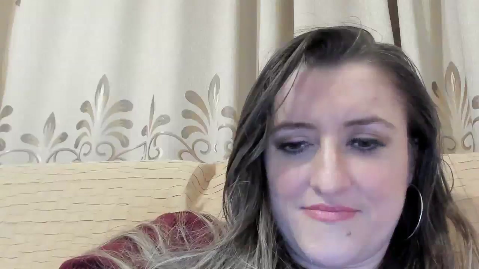 Gallery image thumbnail from BestDream's myfreecams stream on, 02/20/2024, 01:01 image 7 of 20