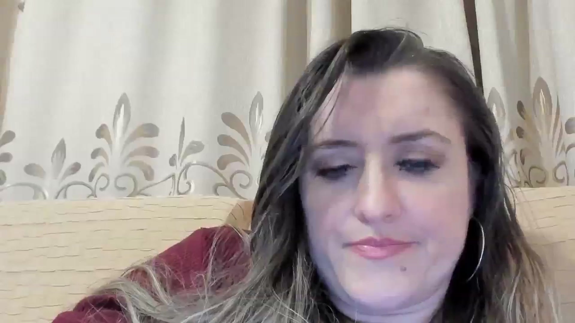 Gallery image thumbnail from BestDream's myfreecams stream on, 02/20/2024, 01:01 image 11 of 20