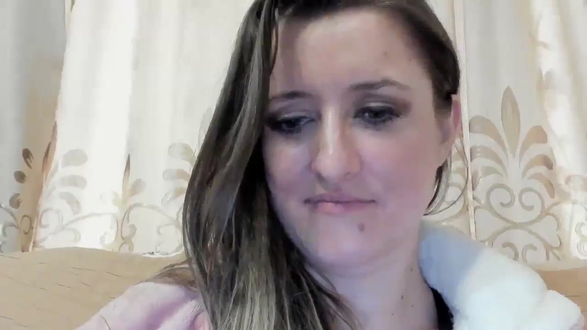 Gallery image thumbnail from BestDream's myfreecams stream on, 02/25/2024, 08:40 image 14 of 20