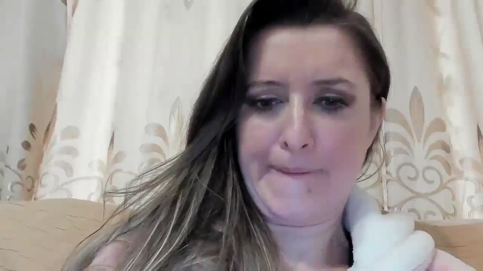 Gallery image thumbnail from BestDream's myfreecams stream on, 02/25/2024, 08:40 image 16 of 20