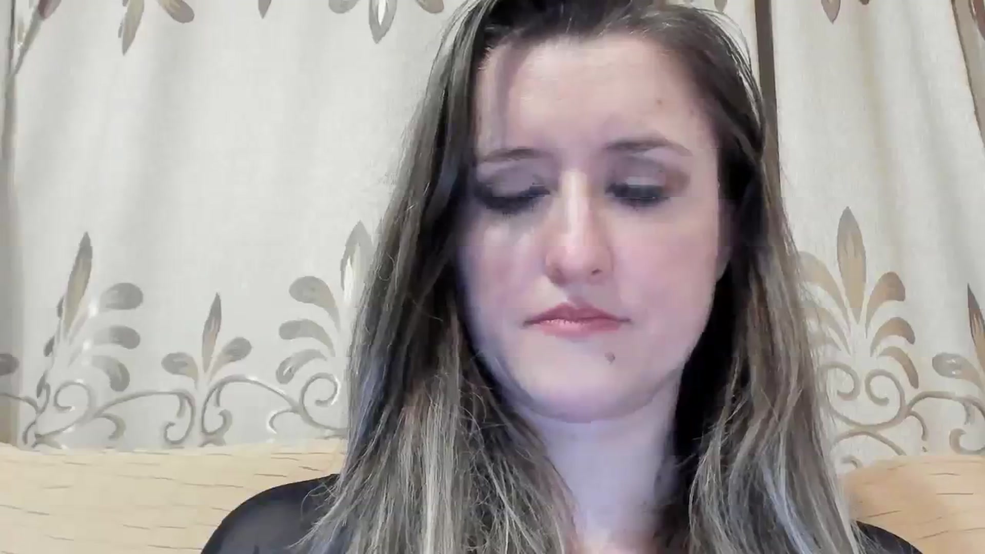 Gallery image thumbnail from BestDream's myfreecams stream on, 02/25/2024, 23:40 image 16 of 20