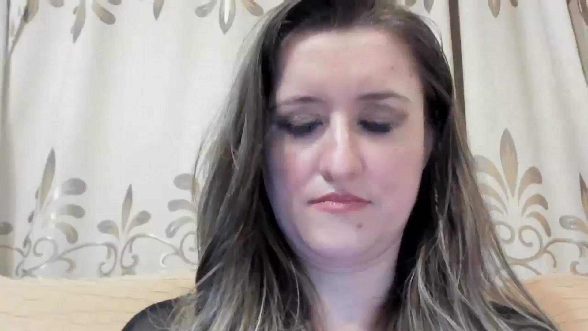 Gallery image thumbnail from BestDream's myfreecams stream on, 02/25/2024, 23:40 image 4 of 20
