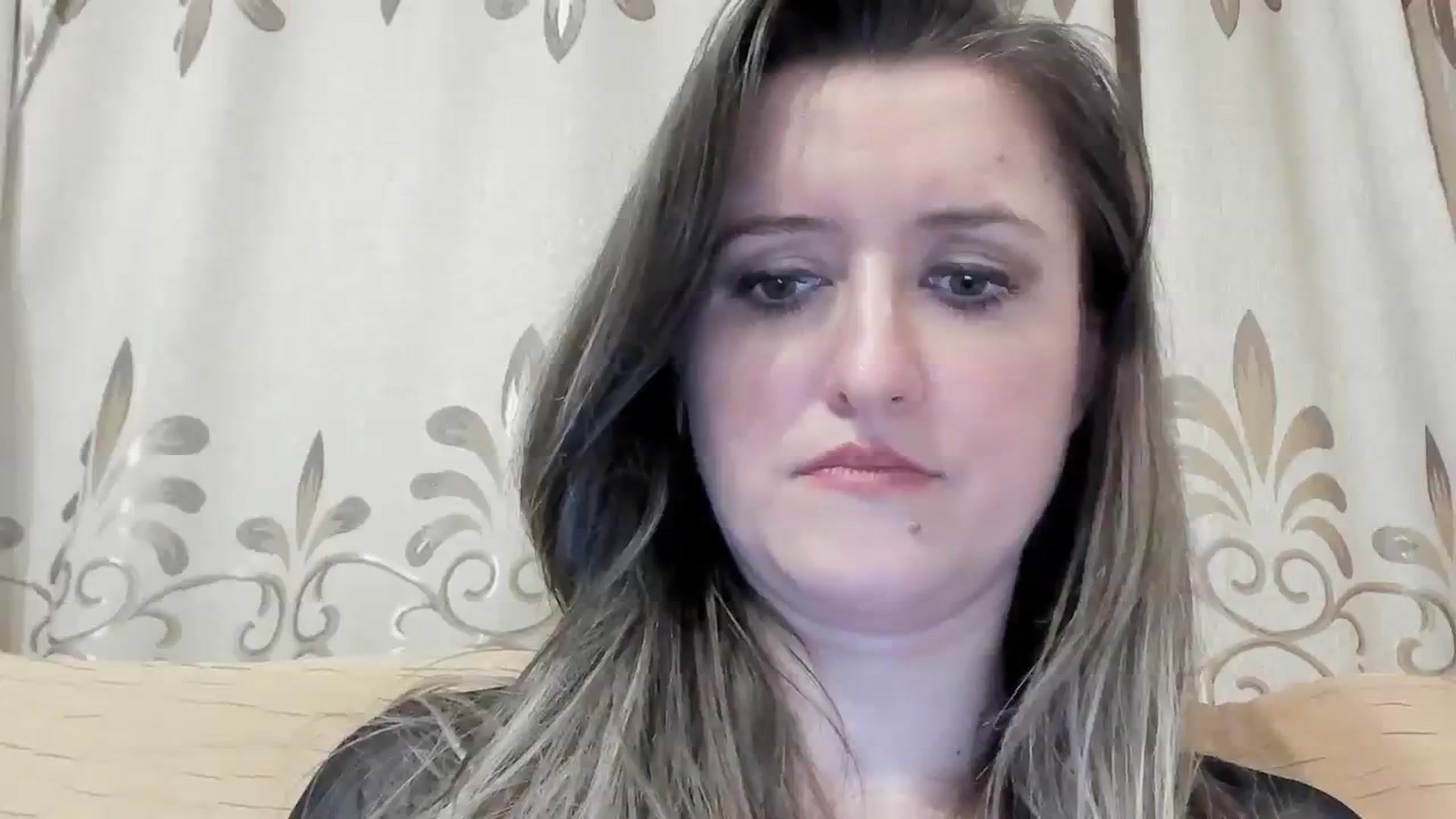 Gallery image thumbnail from BestDream's myfreecams stream on, 02/25/2024, 23:40 image 18 of 20