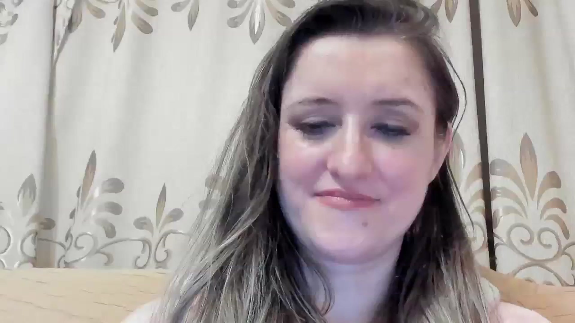 Gallery image thumbnail from BestDream's myfreecams stream on, 02/26/2024, 02:01 image 15 of 20