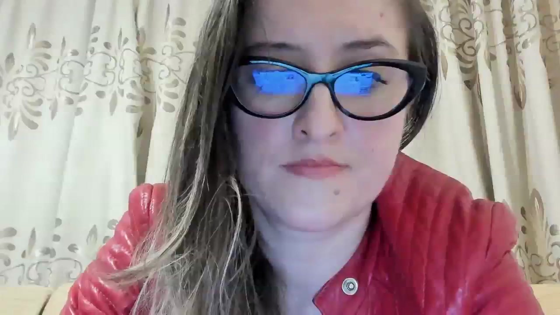 Gallery image thumbnail from BestDream's myfreecams stream on, 02/27/2024, 17:37 image 8 of 20