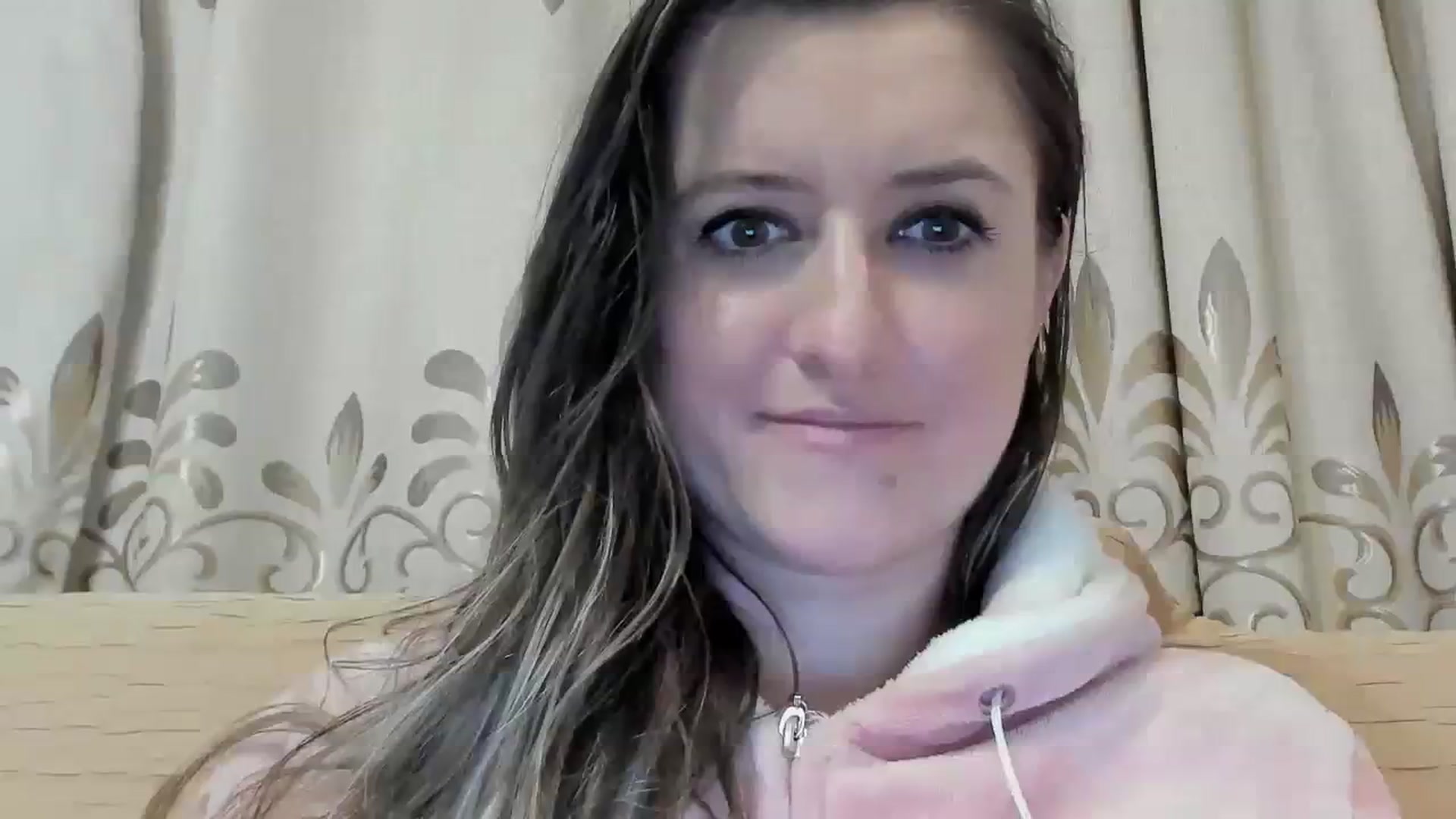 Gallery image thumbnail from BestDream's myfreecams stream on, 02/29/2024, 02:25 image 1 of 20