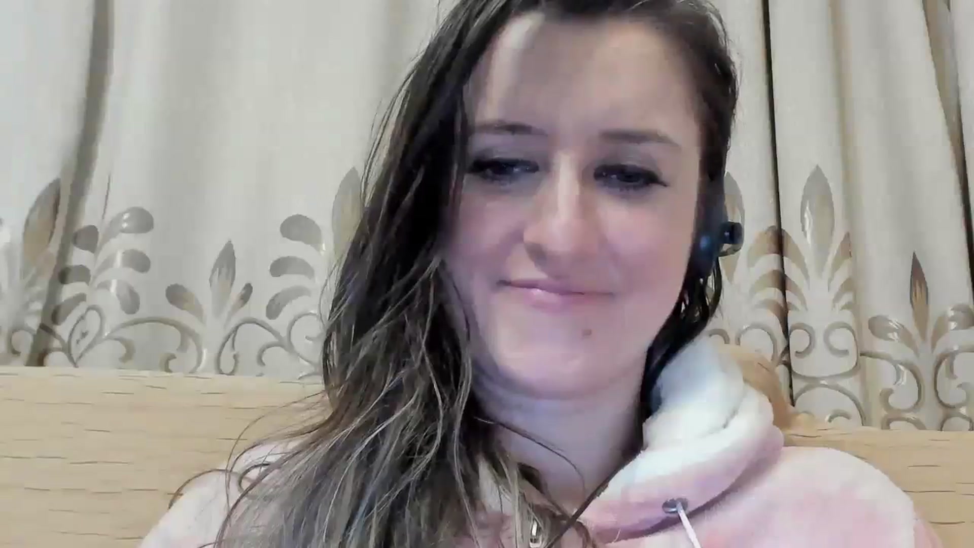 Gallery image thumbnail from BestDream's myfreecams stream on, 02/29/2024, 02:25 image 16 of 20