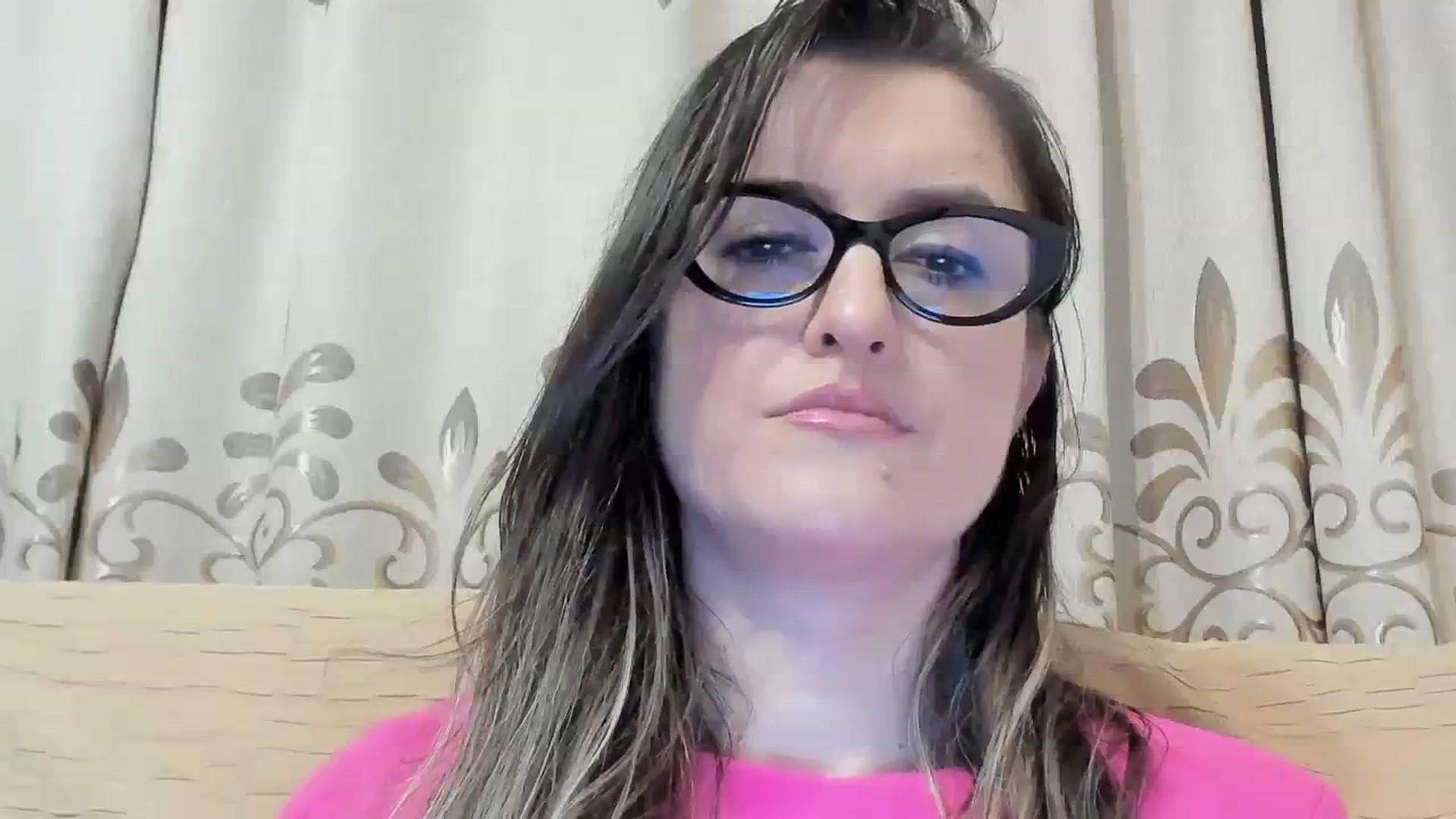 Gallery image thumbnail from BestDream's myfreecams stream on, 03/01/2024, 02:52 image 11 of 20