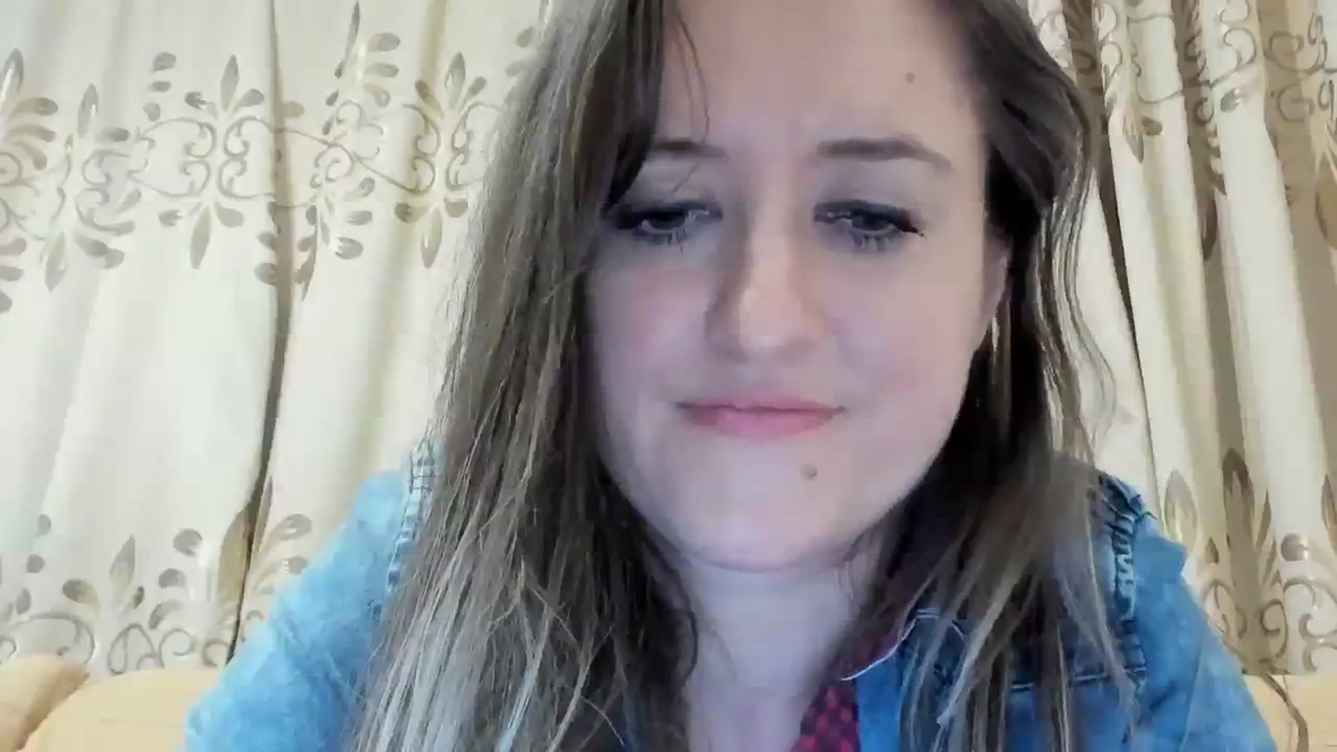 Gallery image thumbnail from BestDream's myfreecams stream on, 03/01/2024, 23:33 image 15 of 20