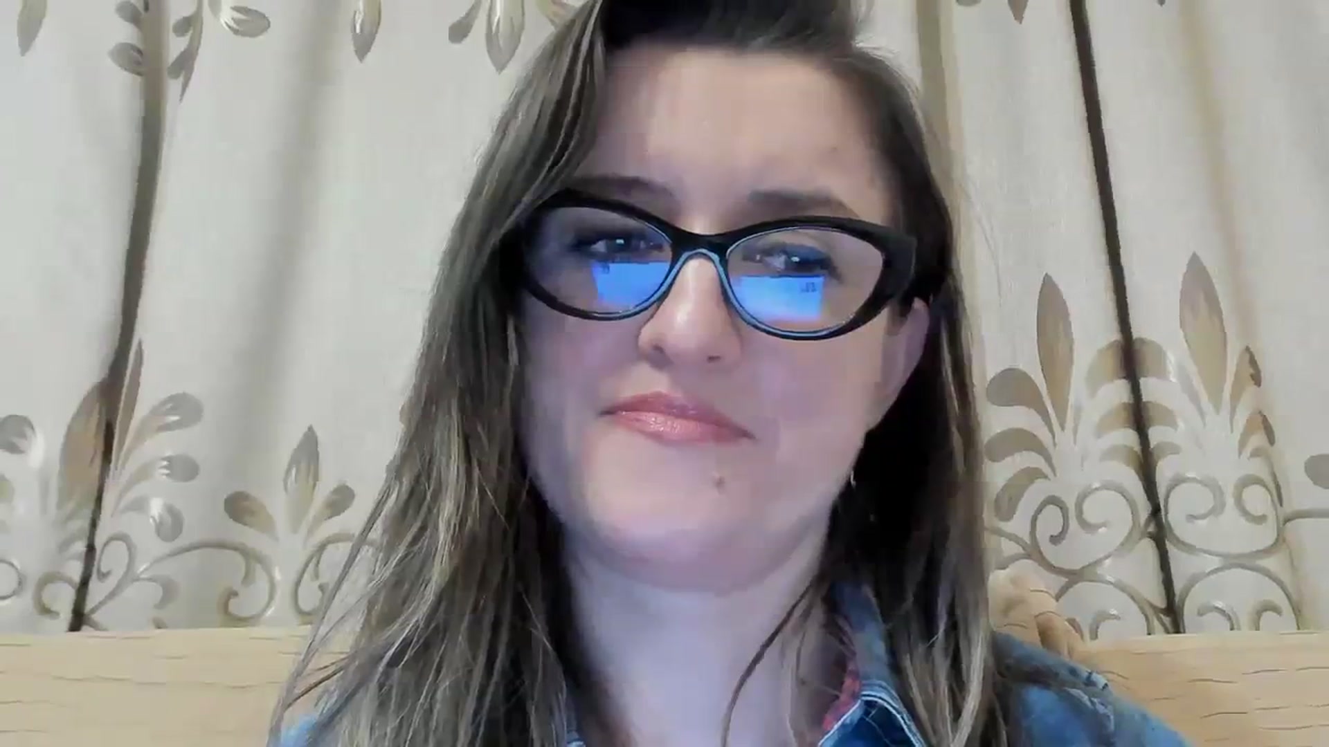 Gallery image thumbnail from BestDream's myfreecams stream on, 03/02/2024, 01:51 image 17 of 20
