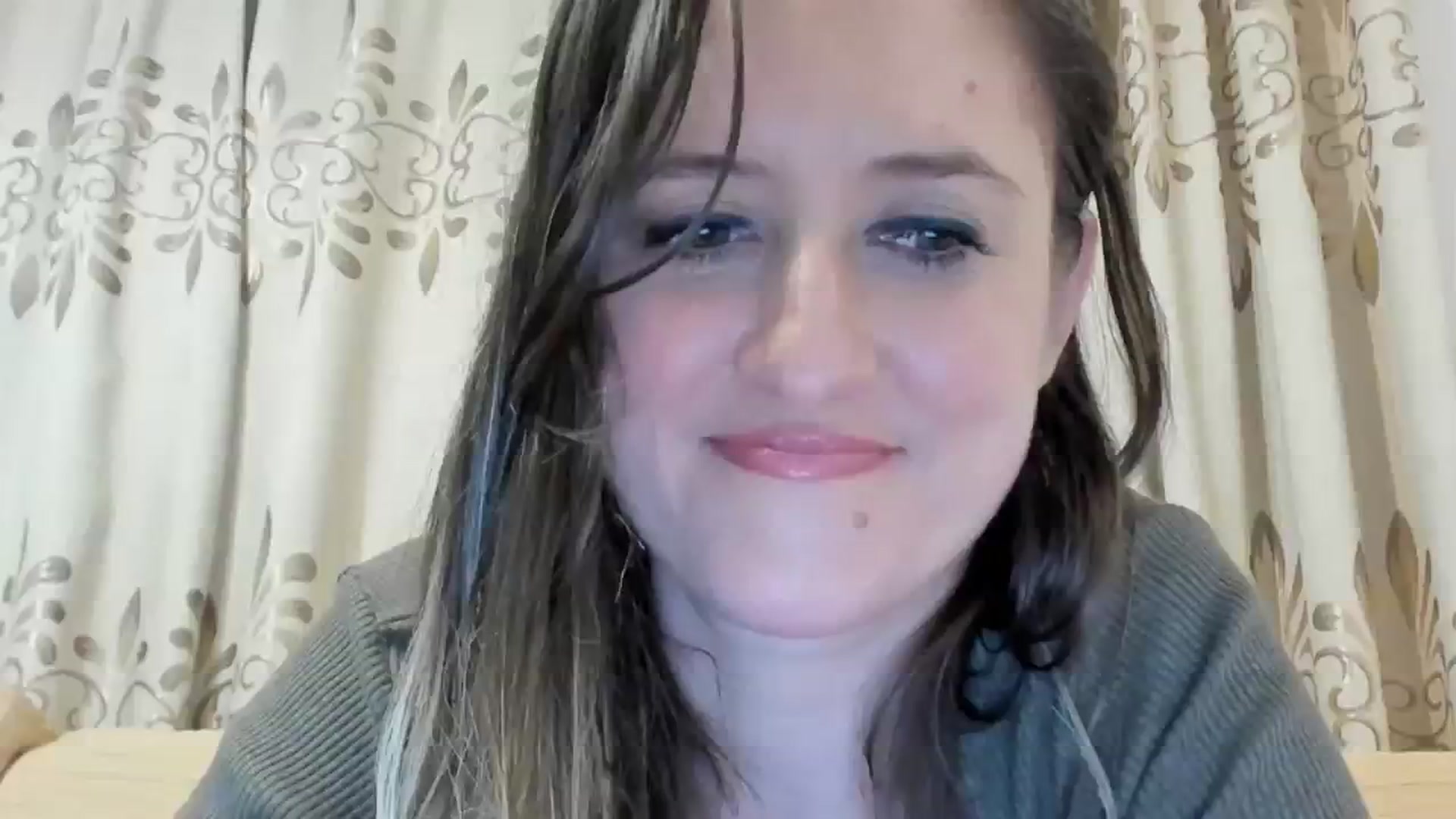 Gallery image thumbnail from BestDream's myfreecams stream on, 03/04/2024, 24:53 image 10 of 20