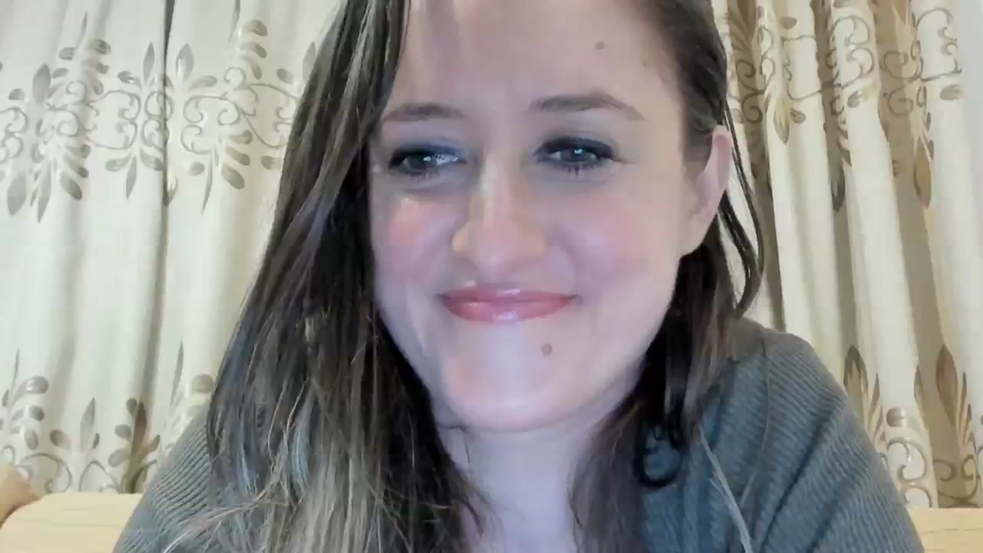 Gallery image thumbnail from BestDream's myfreecams stream on, 03/04/2024, 24:53 image 11 of 20