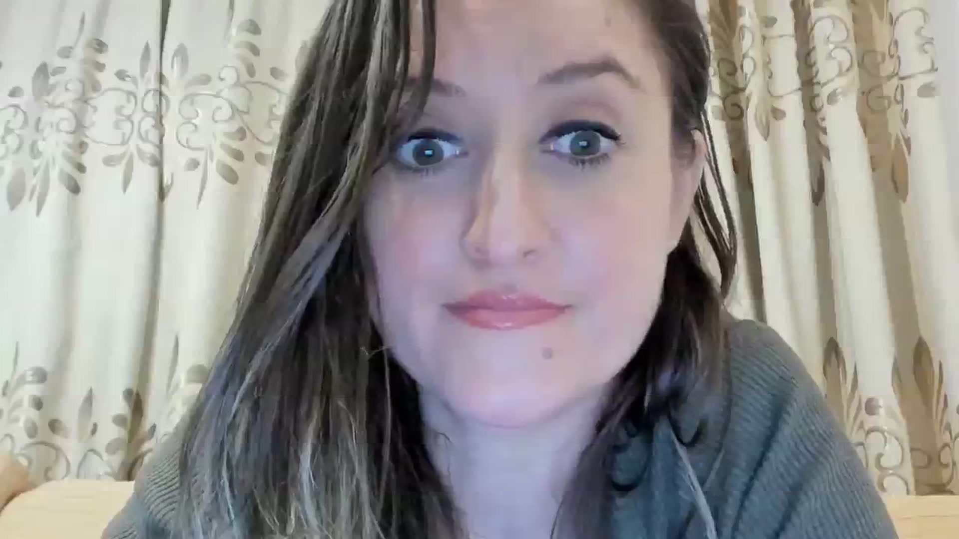 Gallery image thumbnail from BestDream's myfreecams stream on, 03/04/2024, 24:53 image 12 of 20
