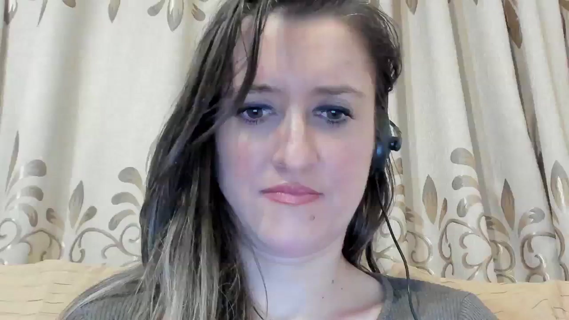 Gallery image thumbnail from BestDream's myfreecams stream on, 03/04/2024, 02:03 image 6 of 20
