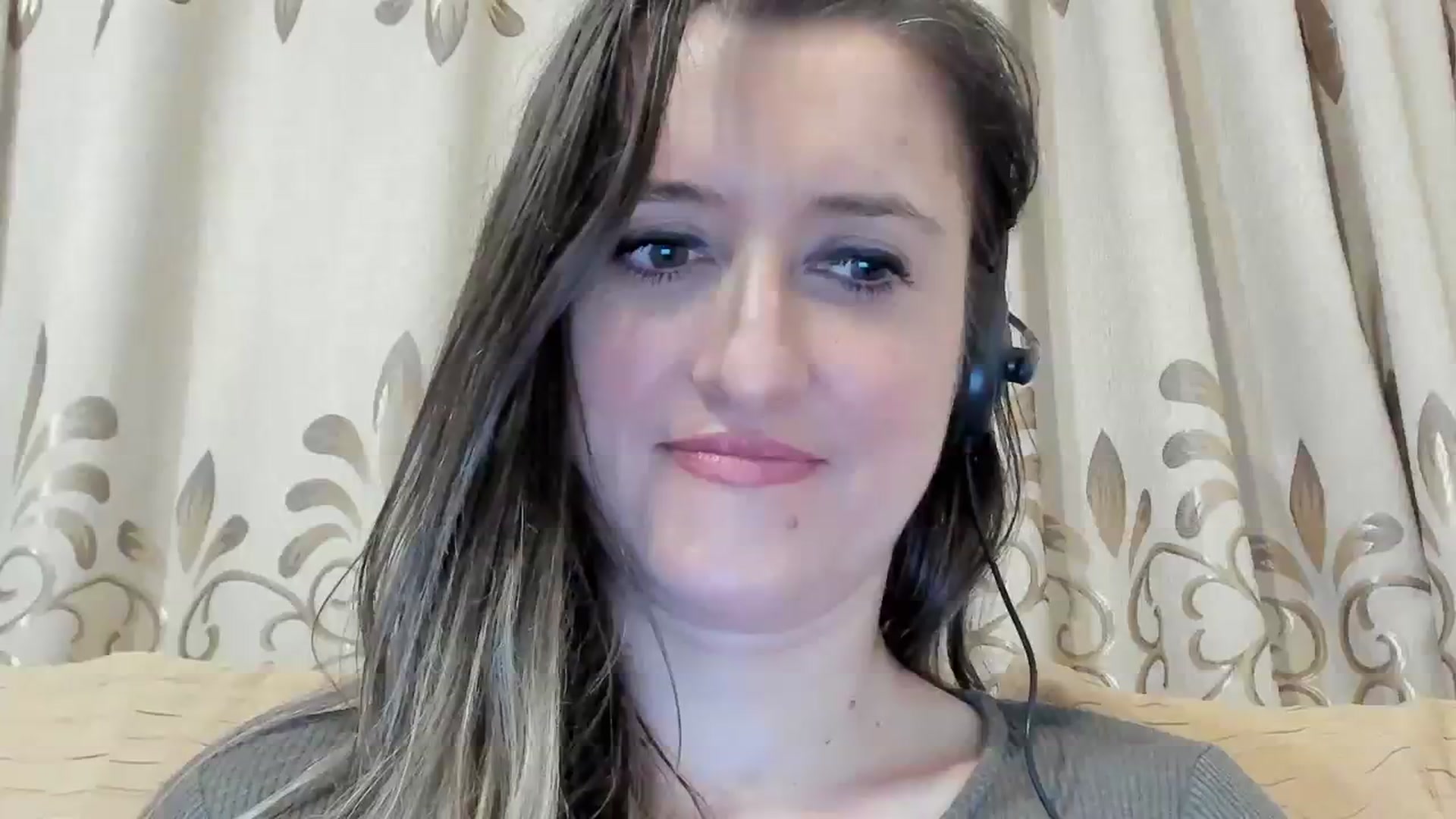 Gallery image thumbnail from BestDream's myfreecams stream on, 03/04/2024, 02:03 image 12 of 20