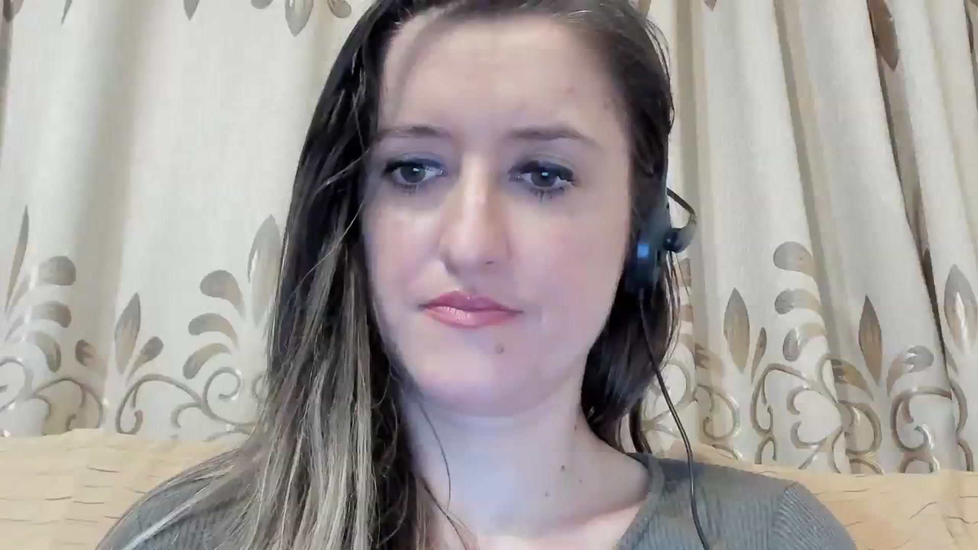 Gallery image thumbnail from BestDream's myfreecams stream on, 03/04/2024, 02:03 image 10 of 20