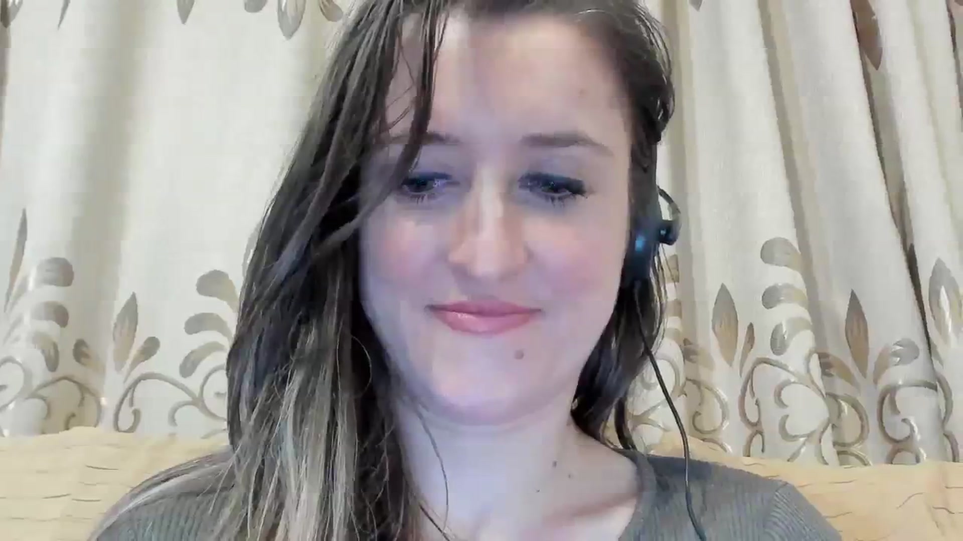 Gallery image thumbnail from BestDream's myfreecams stream on, 03/04/2024, 02:03 image 7 of 20