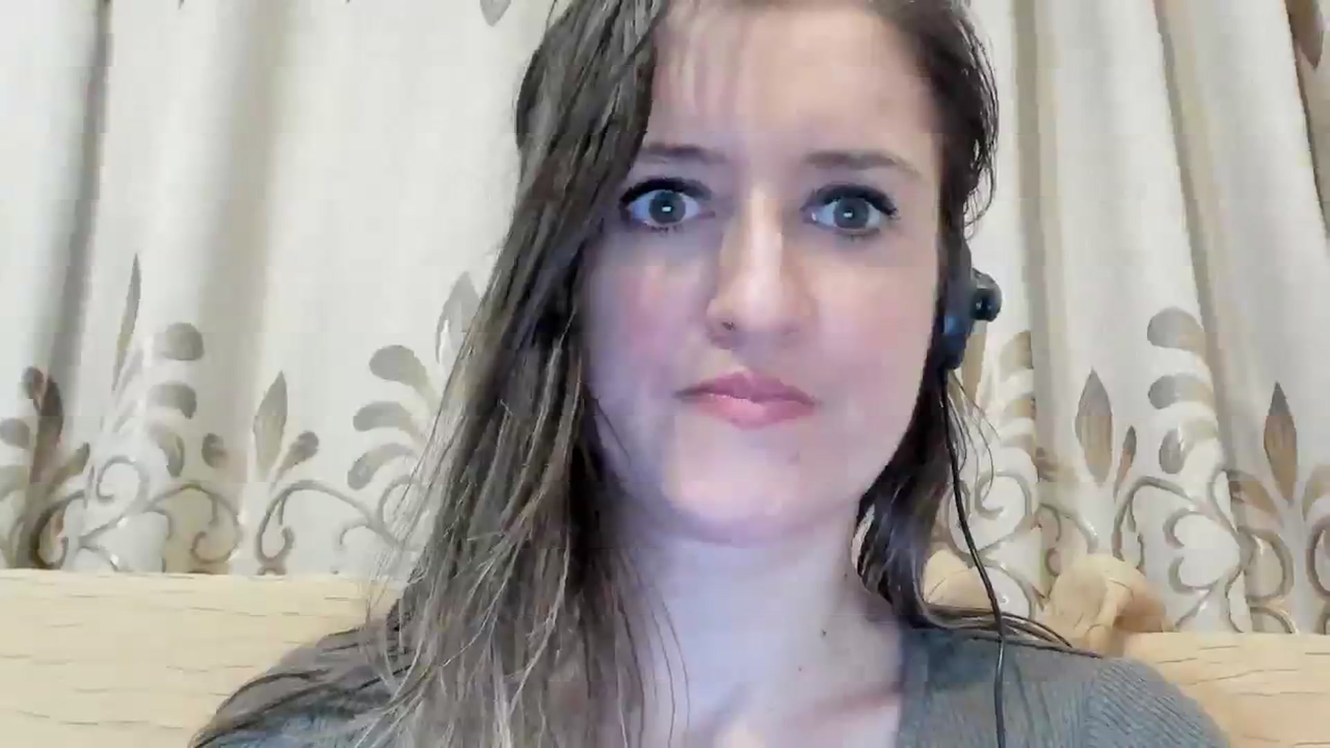 Gallery image thumbnail from BestDream's myfreecams stream on, 03/04/2024, 03:03 image 7 of 20