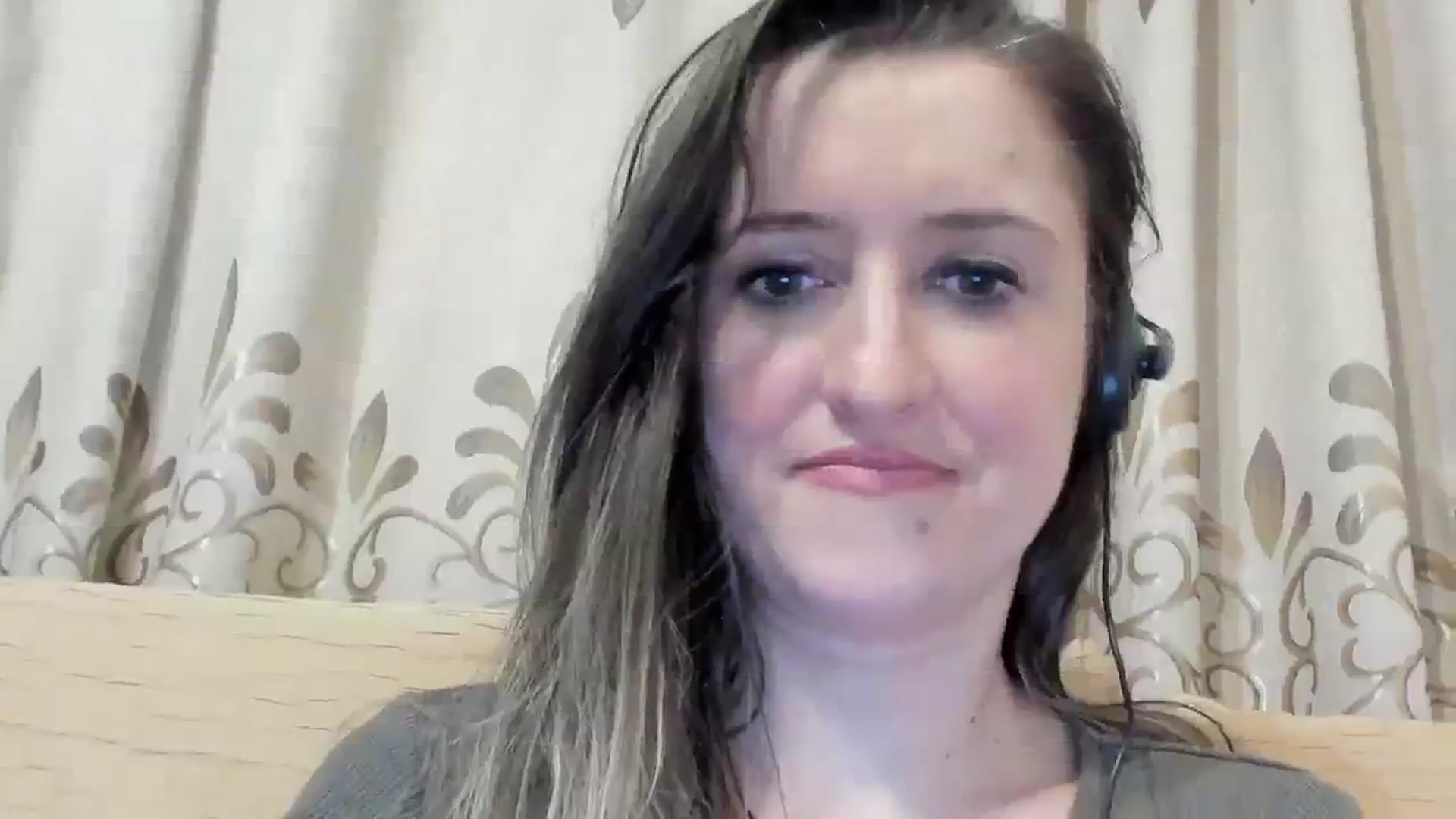 Gallery image thumbnail from BestDream's myfreecams stream on, 03/04/2024, 03:03 image 17 of 20