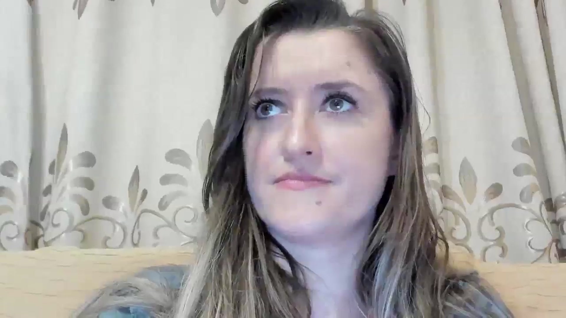 Gallery image thumbnail from BestDream's myfreecams stream on, 03/08/2024, 22:31 image 10 of 20