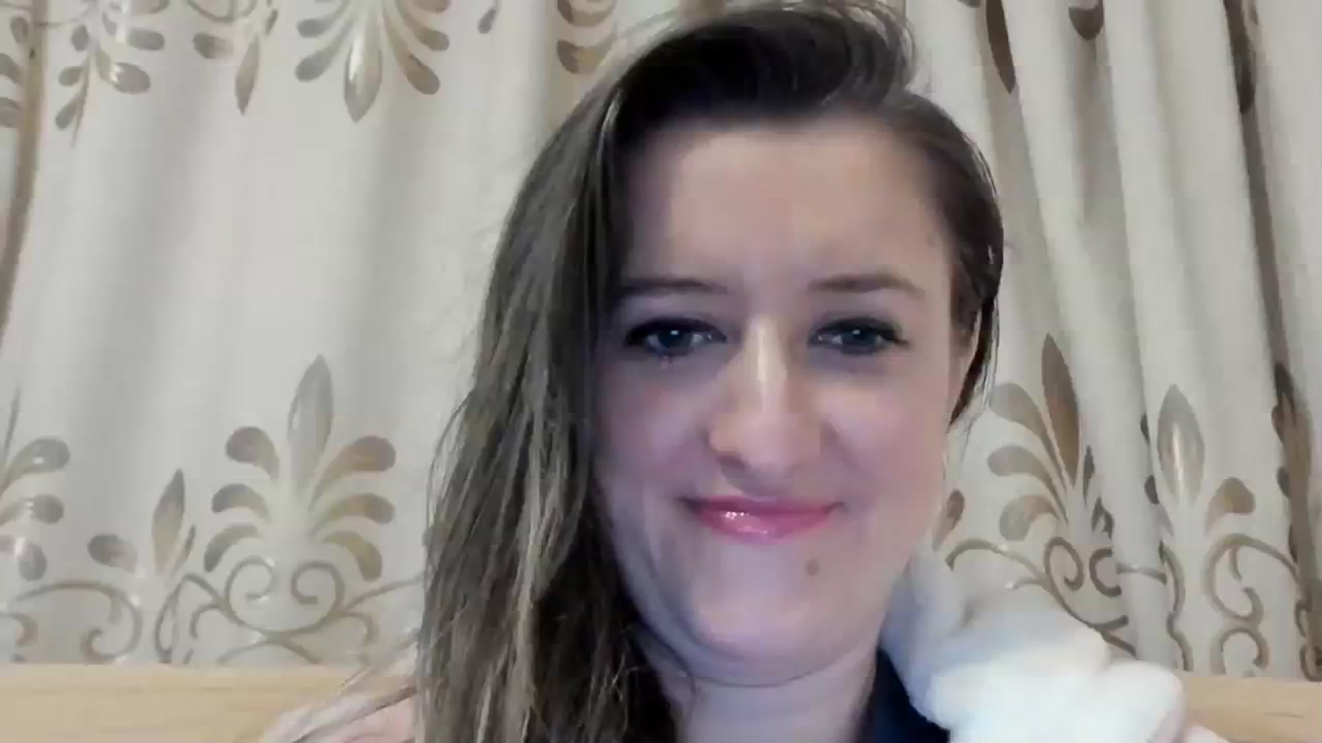 Gallery image thumbnail from BestDream's myfreecams stream on, 03/11/2024, 23:25 image 1 of 20