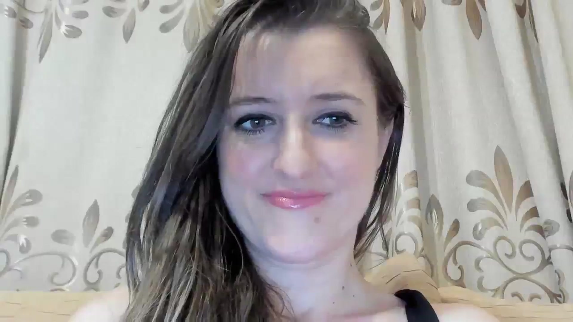Gallery image thumbnail from BestDream's myfreecams stream on, 03/12/2024, 21:09 image 15 of 20
