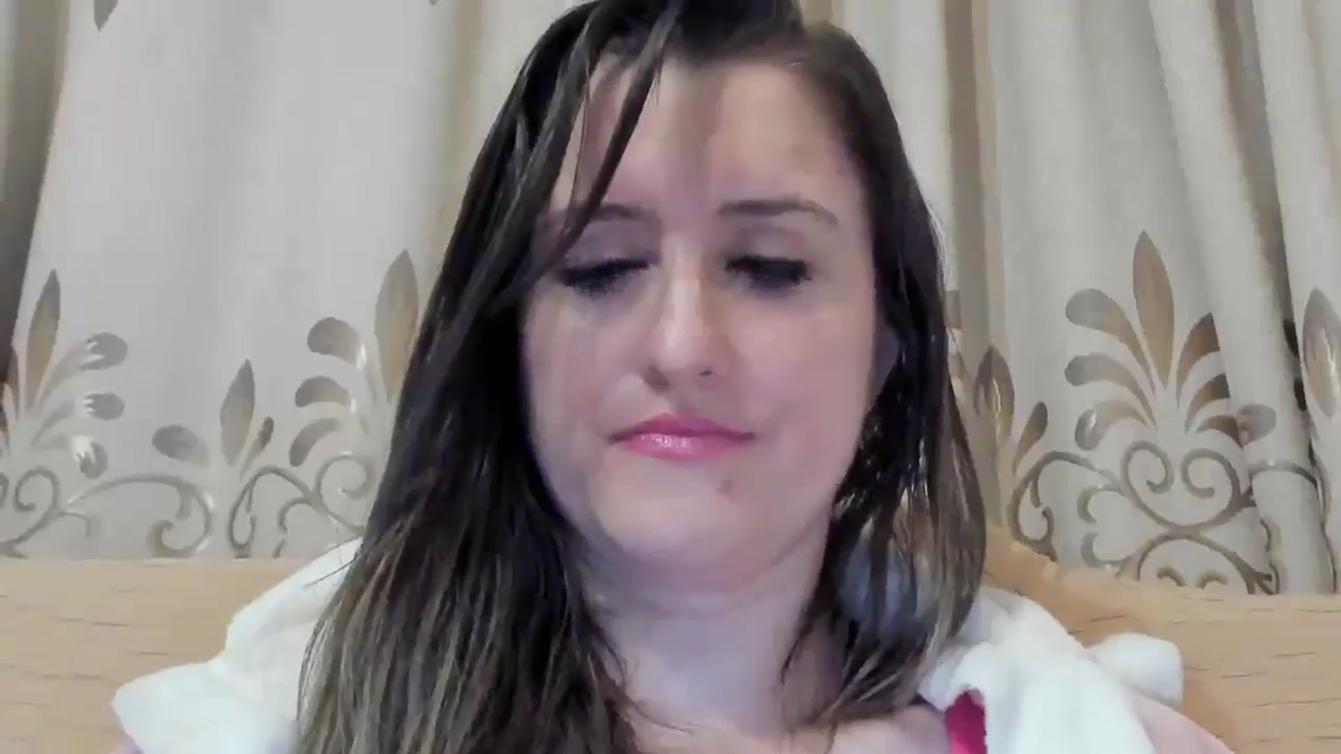 Gallery image thumbnail from BestDream's myfreecams stream on, 03/15/2024, 24:01 image 13 of 20