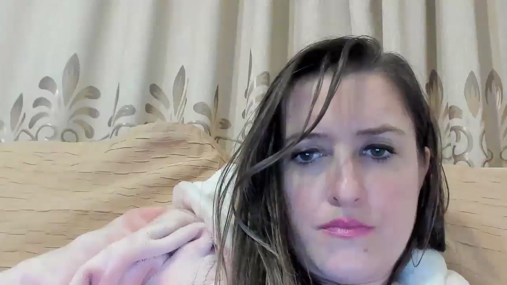 Gallery image thumbnail from BestDream's myfreecams stream on, 03/15/2024, 01:31 image 20 of 20
