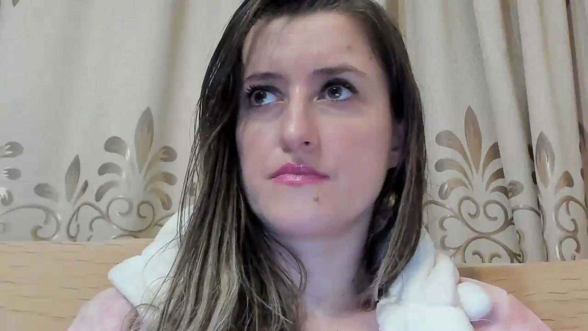 Gallery image thumbnail from BestDream's myfreecams stream on, 03/15/2024, 01:31 image 5 of 20