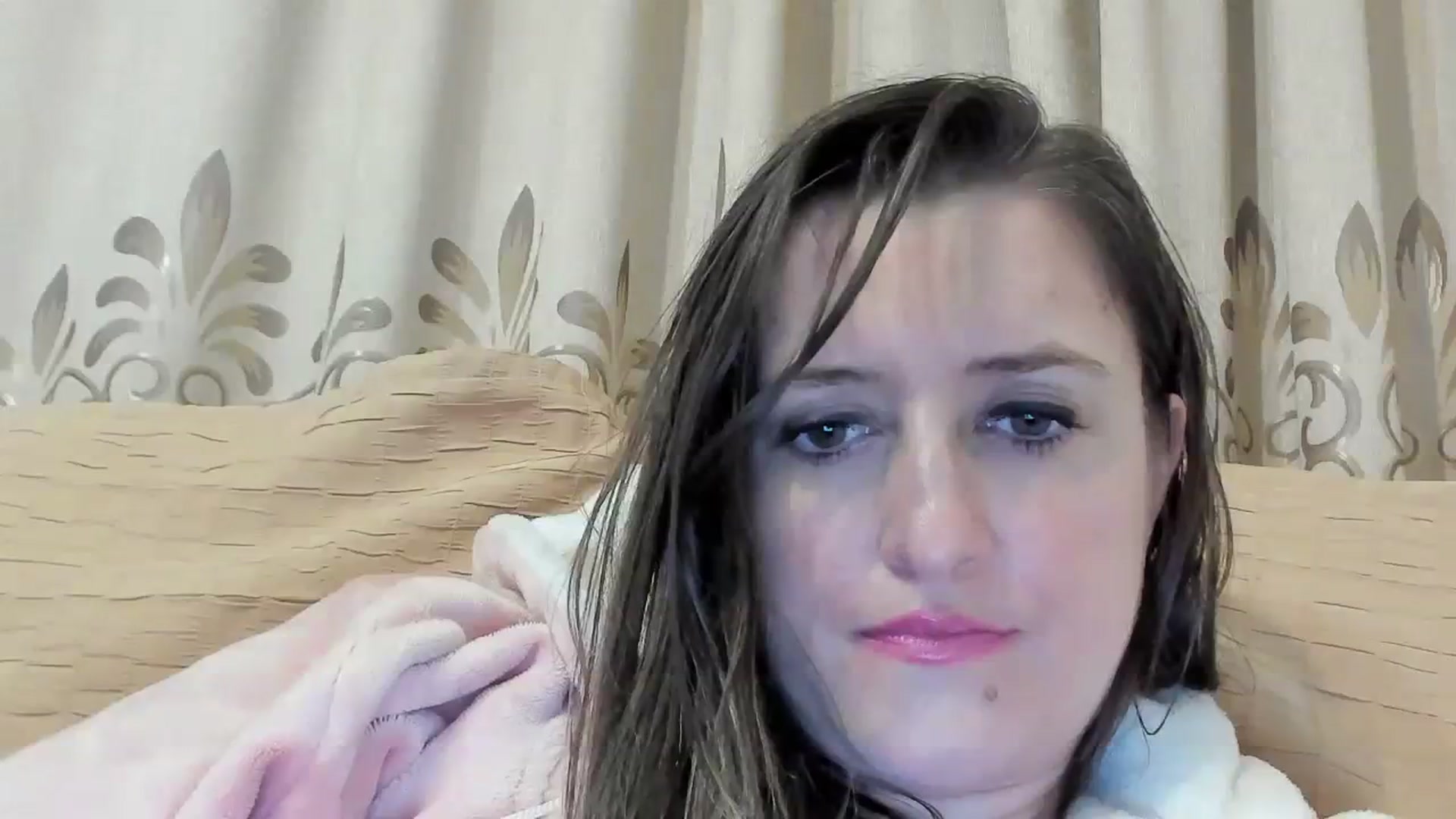 Gallery image thumbnail from BestDream's myfreecams stream on, 03/15/2024, 01:31 image 18 of 20