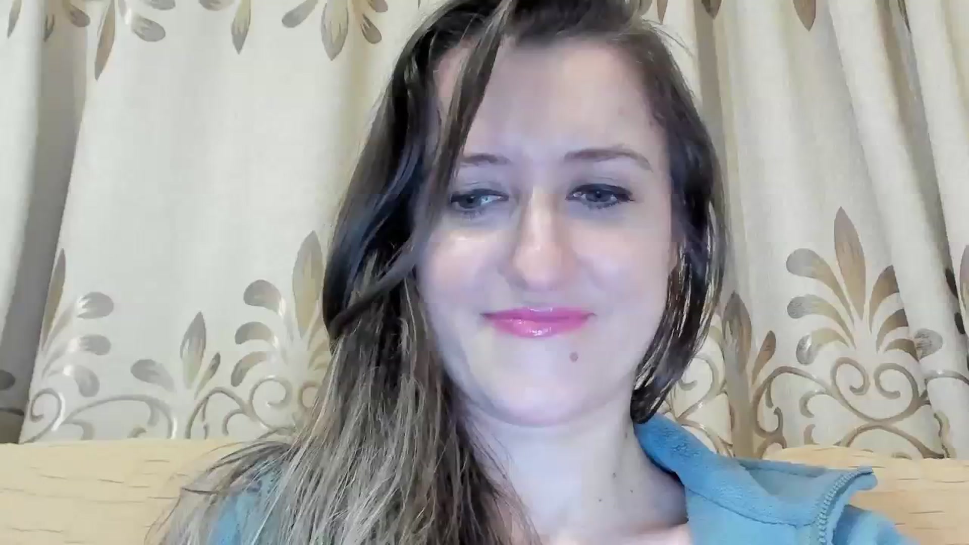 Gallery image thumbnail from BestDream's myfreecams stream on, 03/17/2024, 23:35 image 10 of 20