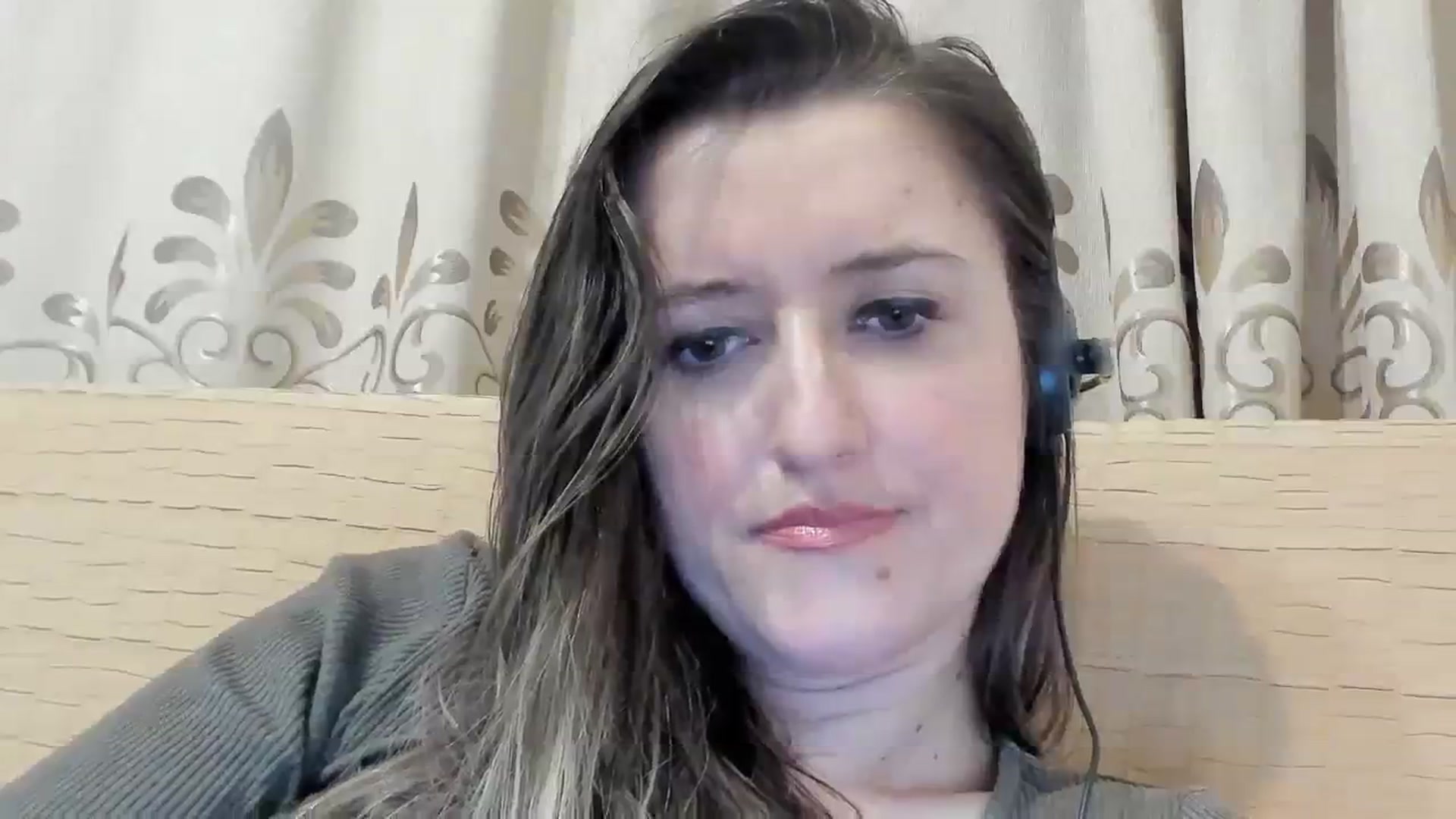 Gallery image thumbnail from BestDream's myfreecams stream on, 03/19/2024, 01:05 image 3 of 20