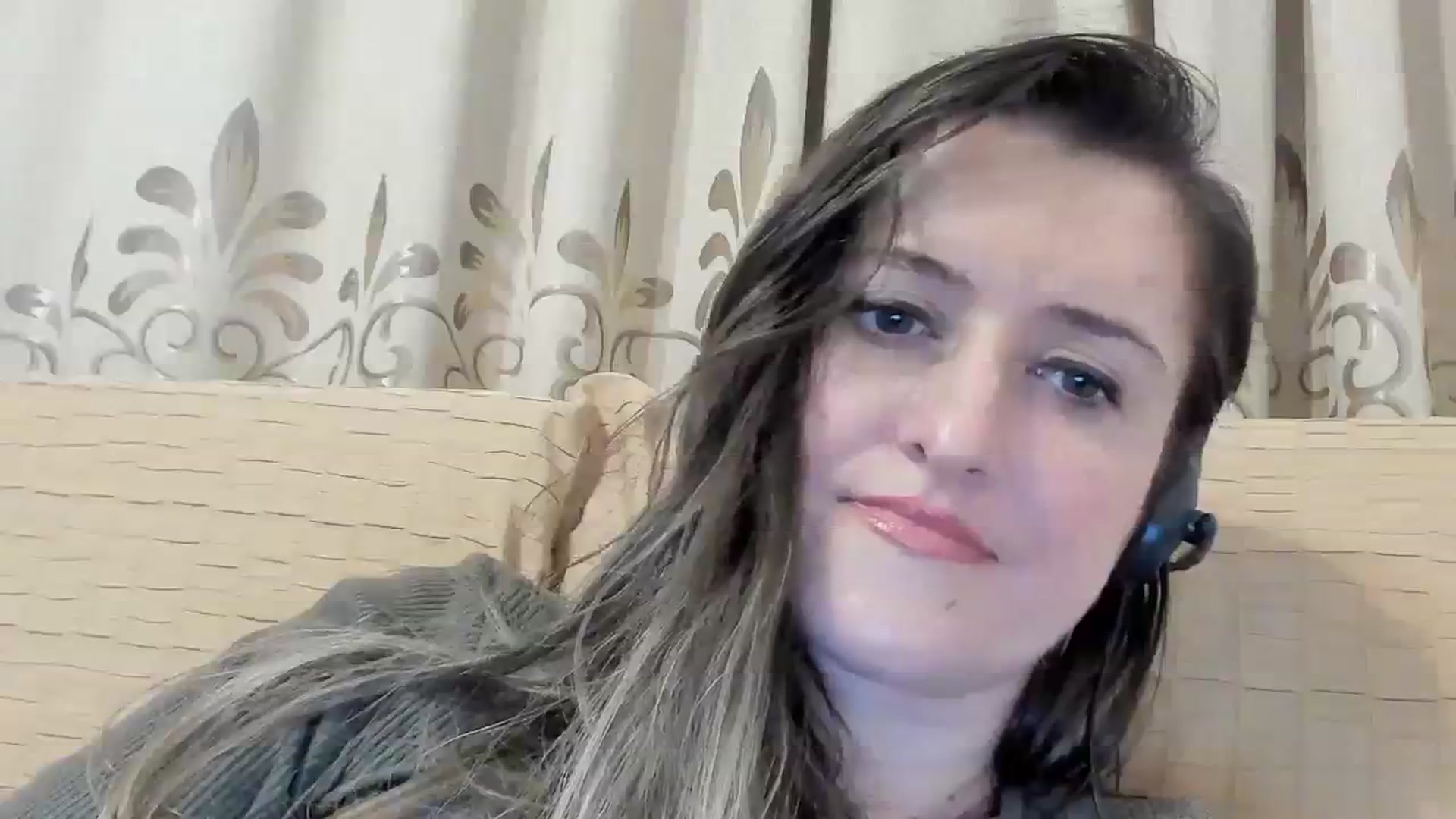Gallery image thumbnail from BestDream's myfreecams stream on, 03/19/2024, 01:05 image 10 of 20