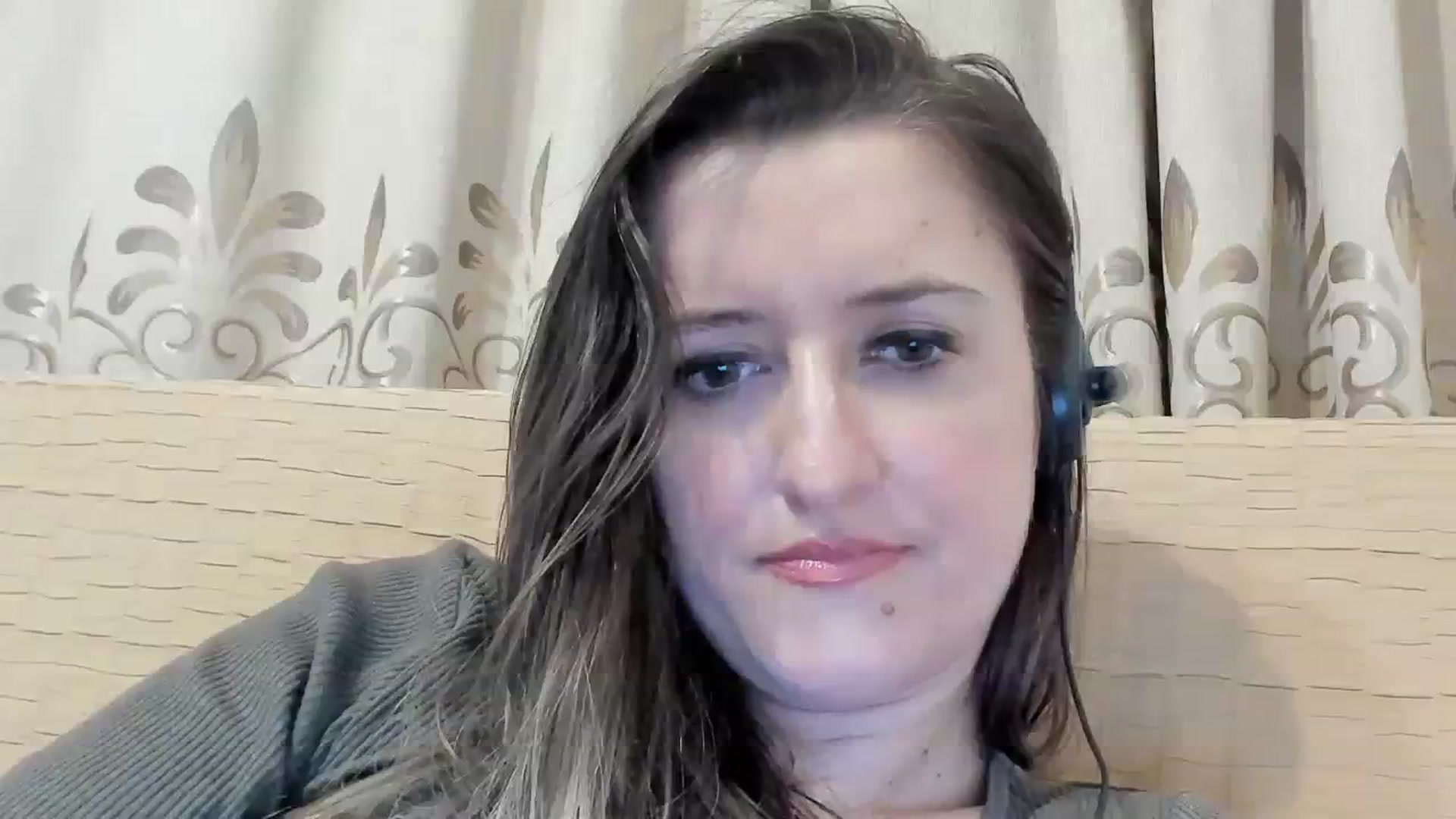 Gallery image thumbnail from BestDream's myfreecams stream on, 03/19/2024, 01:05 image 6 of 20