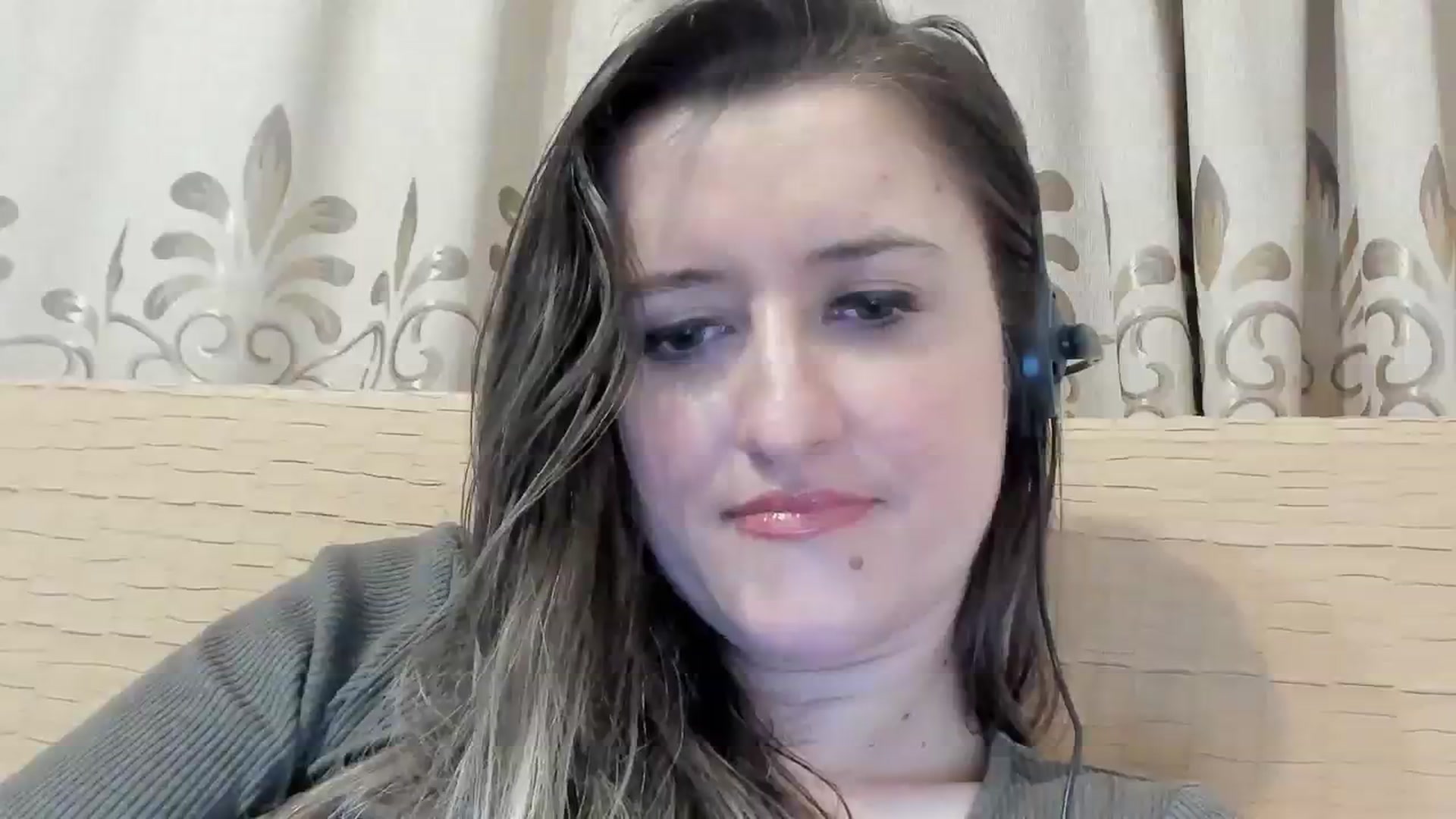 Gallery image thumbnail from BestDream's myfreecams stream on, 03/19/2024, 01:05 image 2 of 20