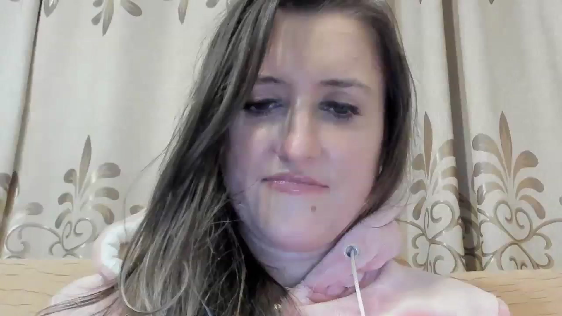 Gallery image thumbnail from BestDream's myfreecams stream on, 03/24/2024, 01:05 image 2 of 20