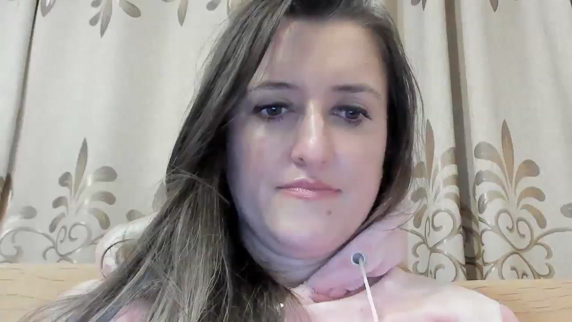 Gallery image thumbnail from BestDream's myfreecams stream on, 03/24/2024, 01:05 image 4 of 20