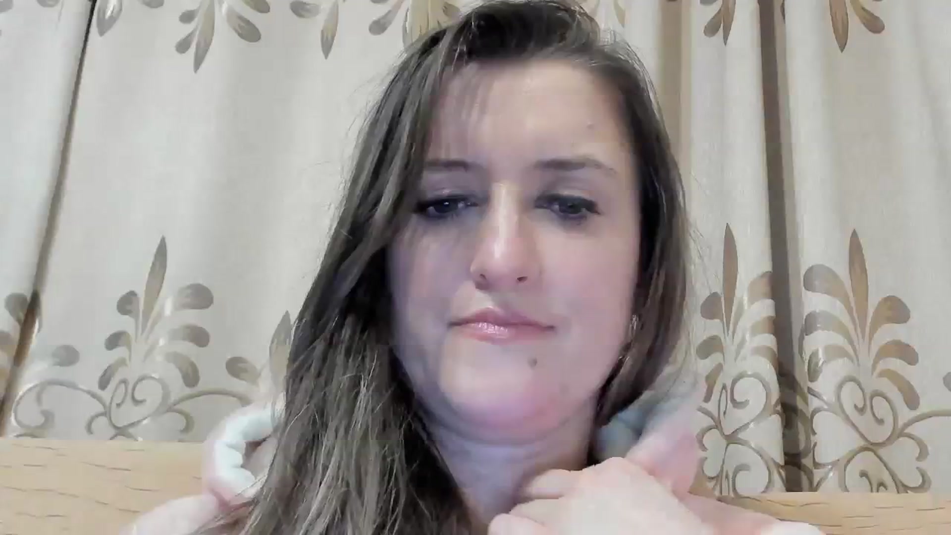 Gallery image thumbnail from BestDream's myfreecams stream on, 03/24/2024, 01:05 image 9 of 20