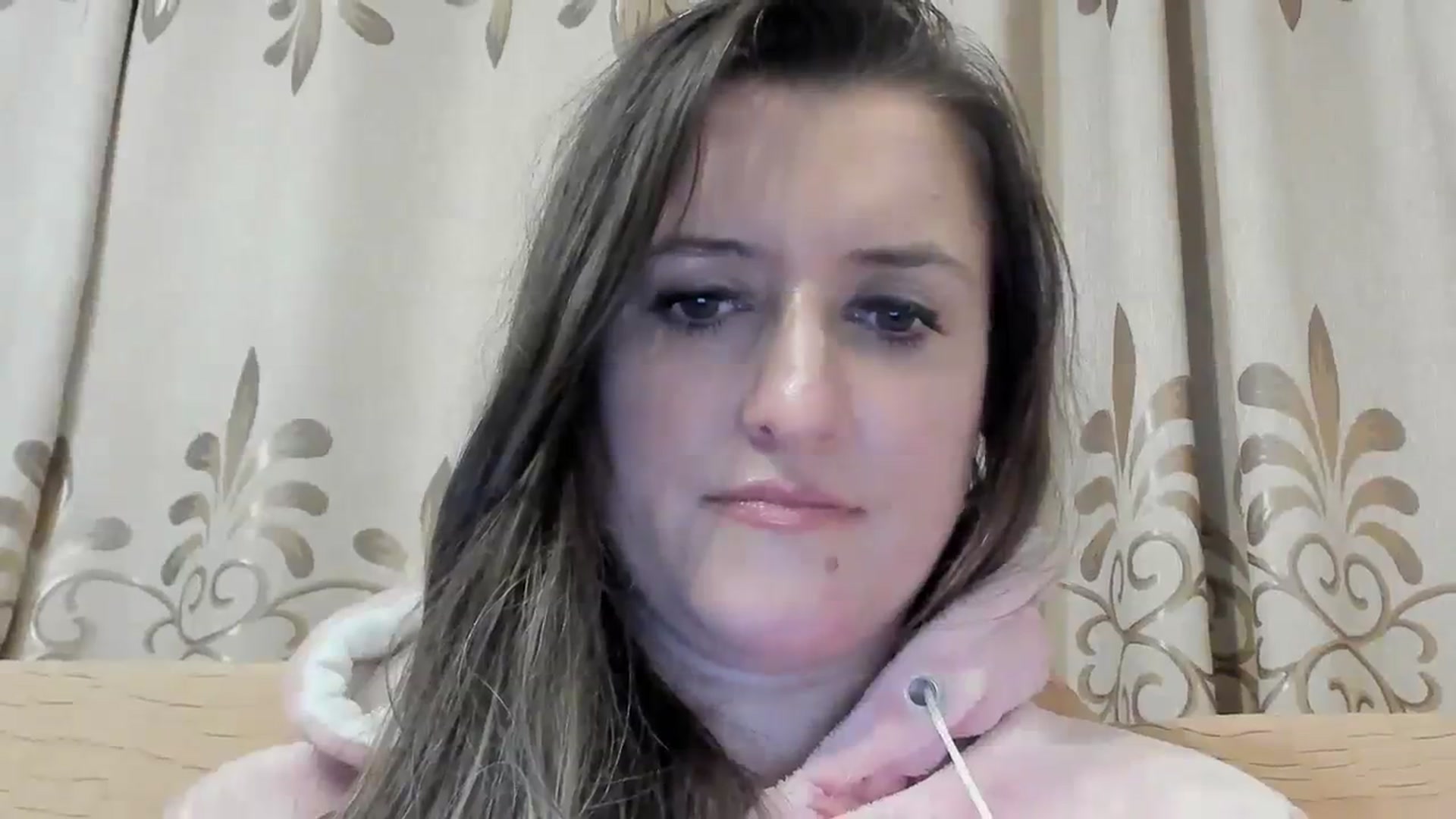 Gallery image thumbnail from BestDream's myfreecams stream on, 03/24/2024, 01:05 image 13 of 20